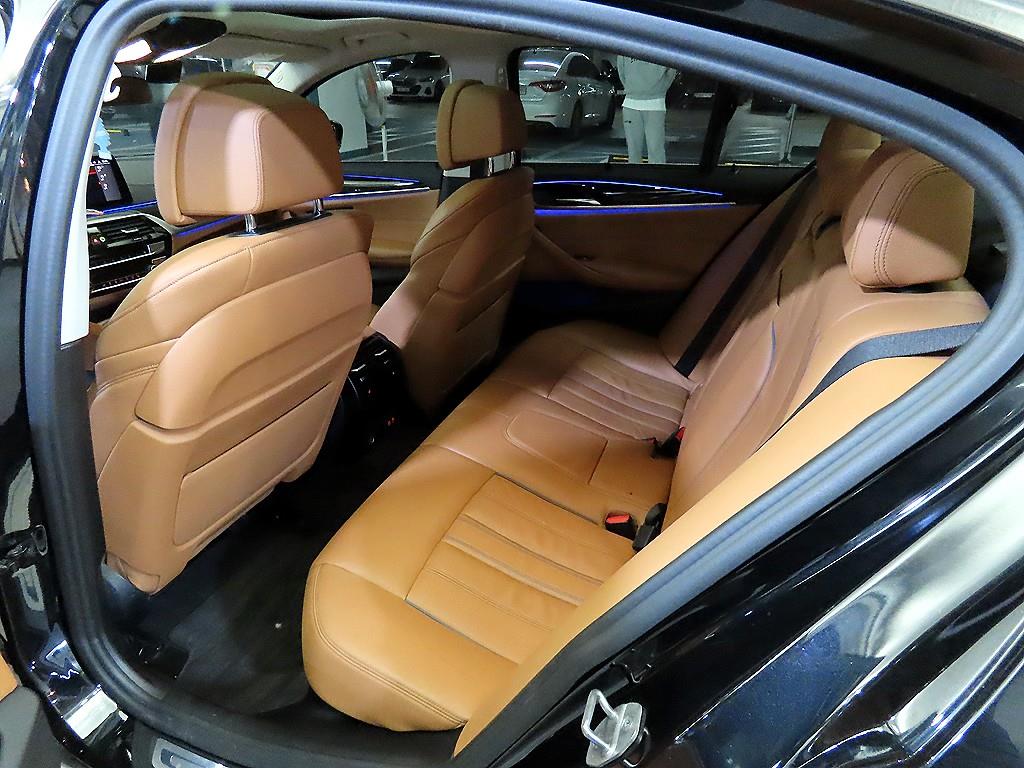 BMW 5 Series - Vista 7