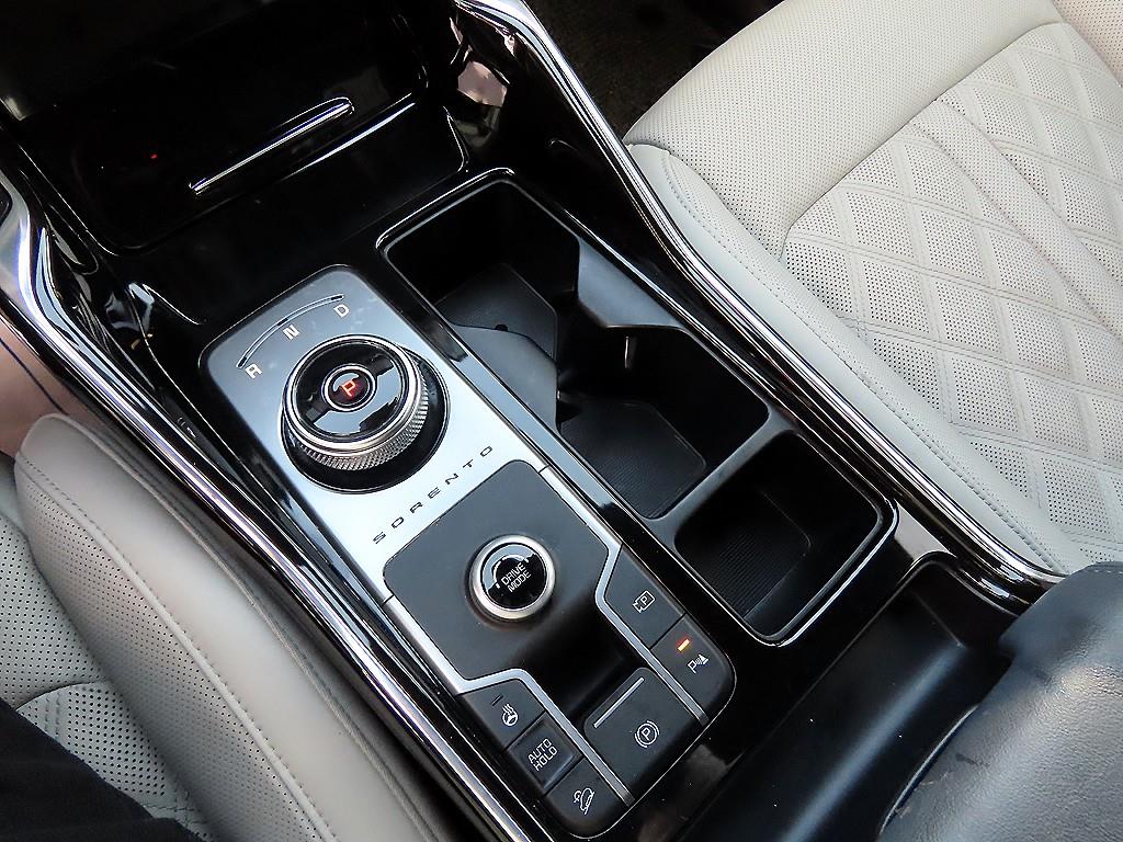 KIA Sorento - Vista 11