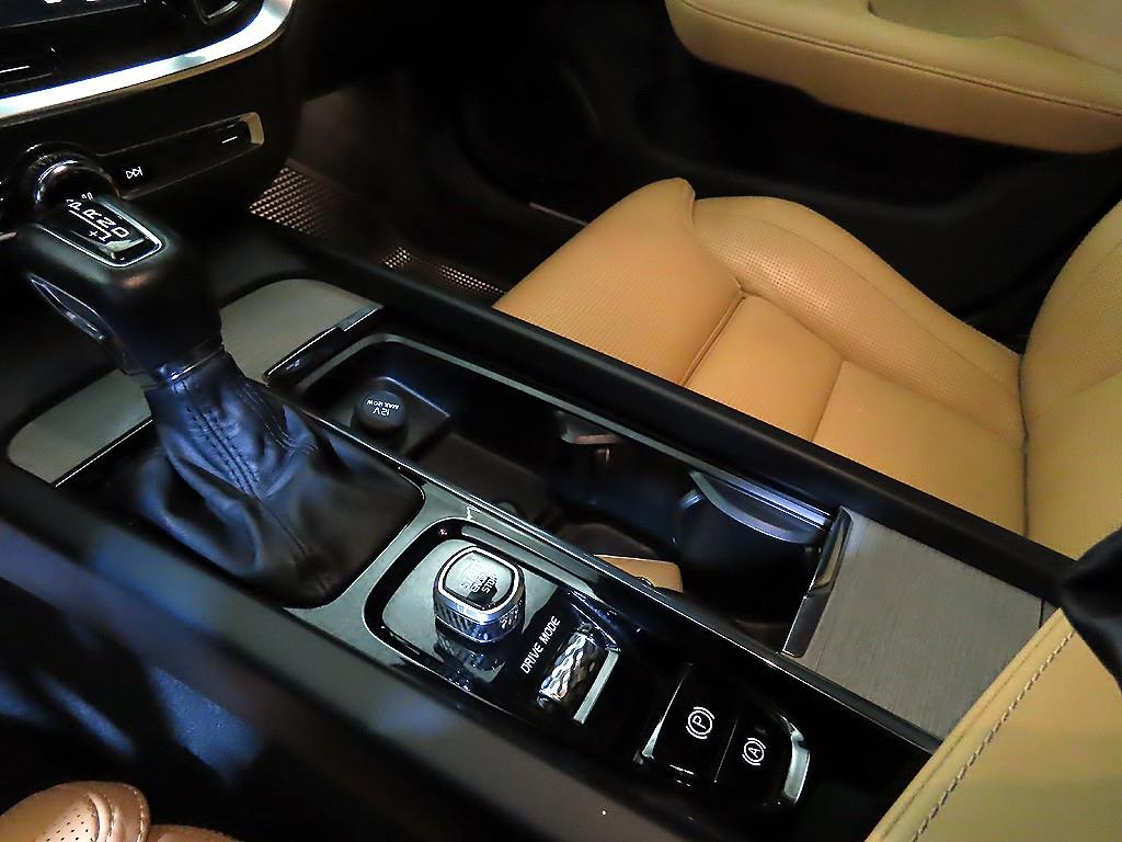 Volvo V60 - Vista 12