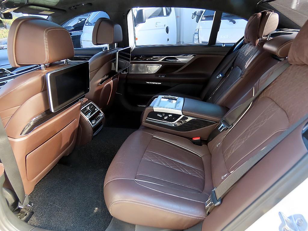 BMW 7 Series - Vista 6
