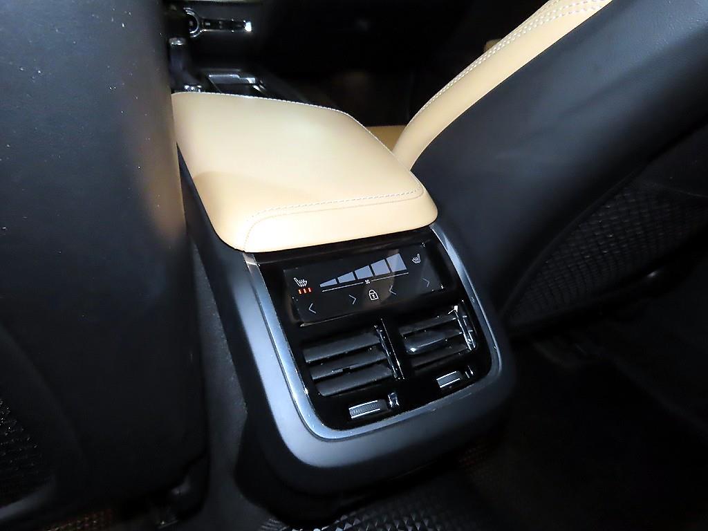 Volvo V60 2020 Negro - Importación desde Corea - HF Imports Iquique - Foto 15