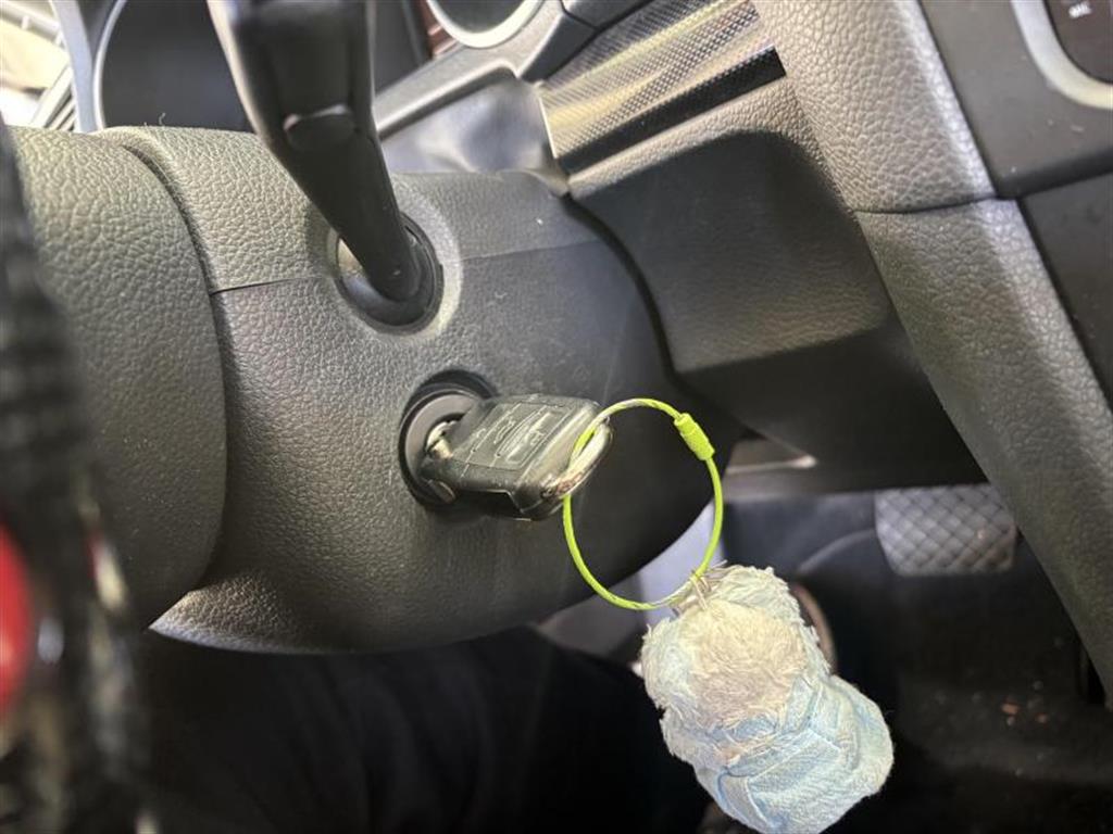 Volkswagen Golf 2010 Plateado - Importación desde Corea - HF Imports Iquique - Foto 19