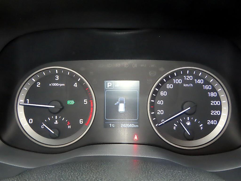 HYUNDAI Tucson - Vista 9