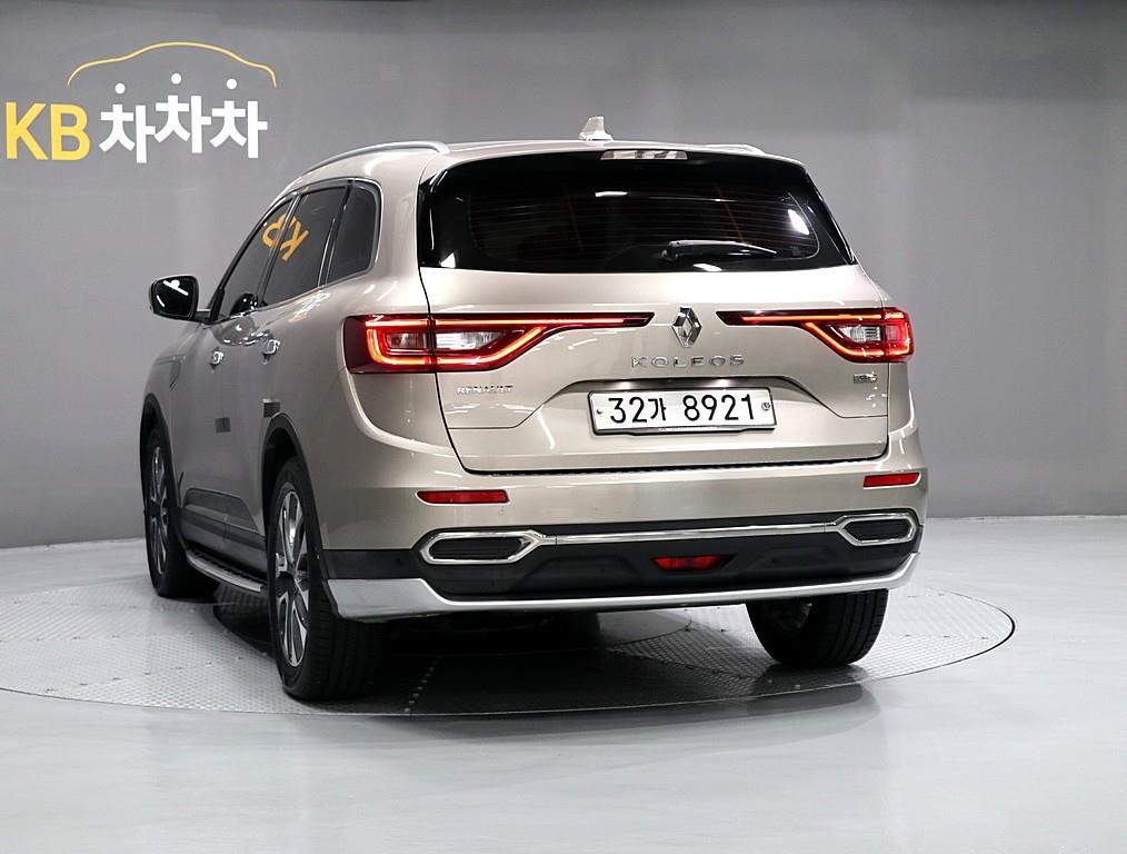 SAMSUNG QM6 - Vista 4