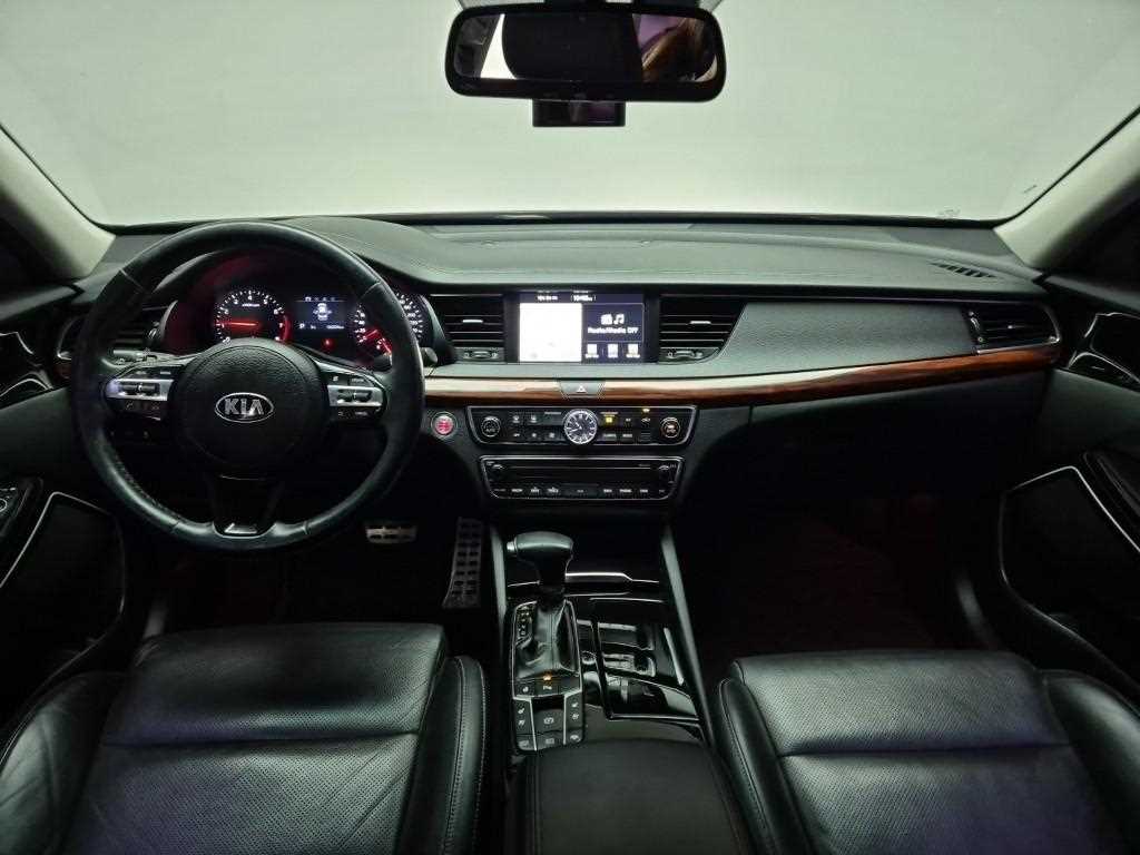 KIA K7 - Vista 7