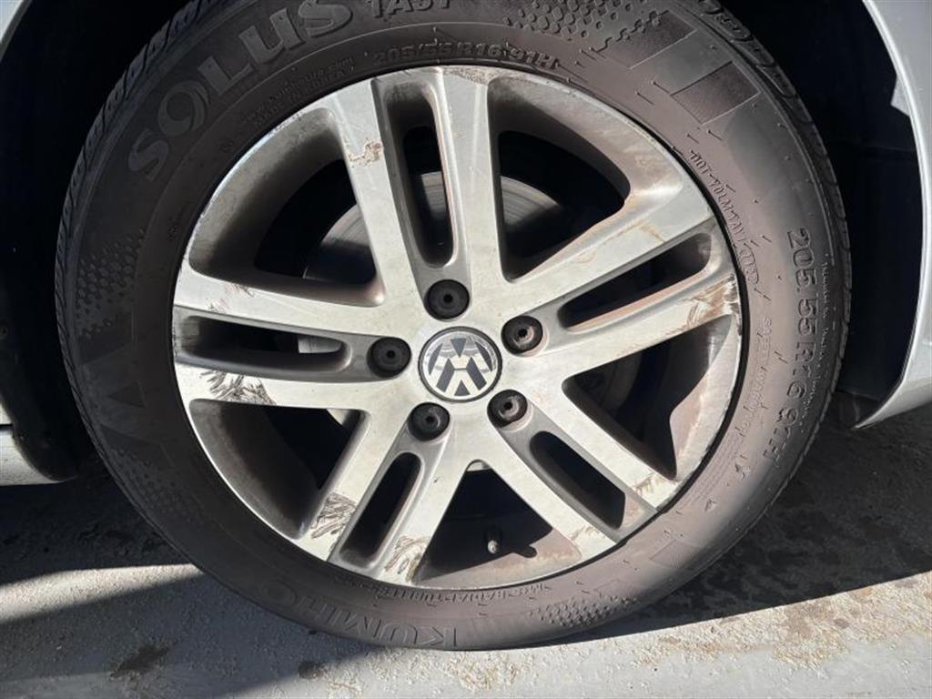 Volkswagen Golf 2010 Plateado - Importación desde Corea - HF Imports Iquique - Foto 14