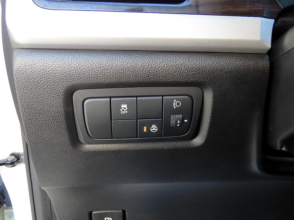 Ssangyong Korando - Vista 12