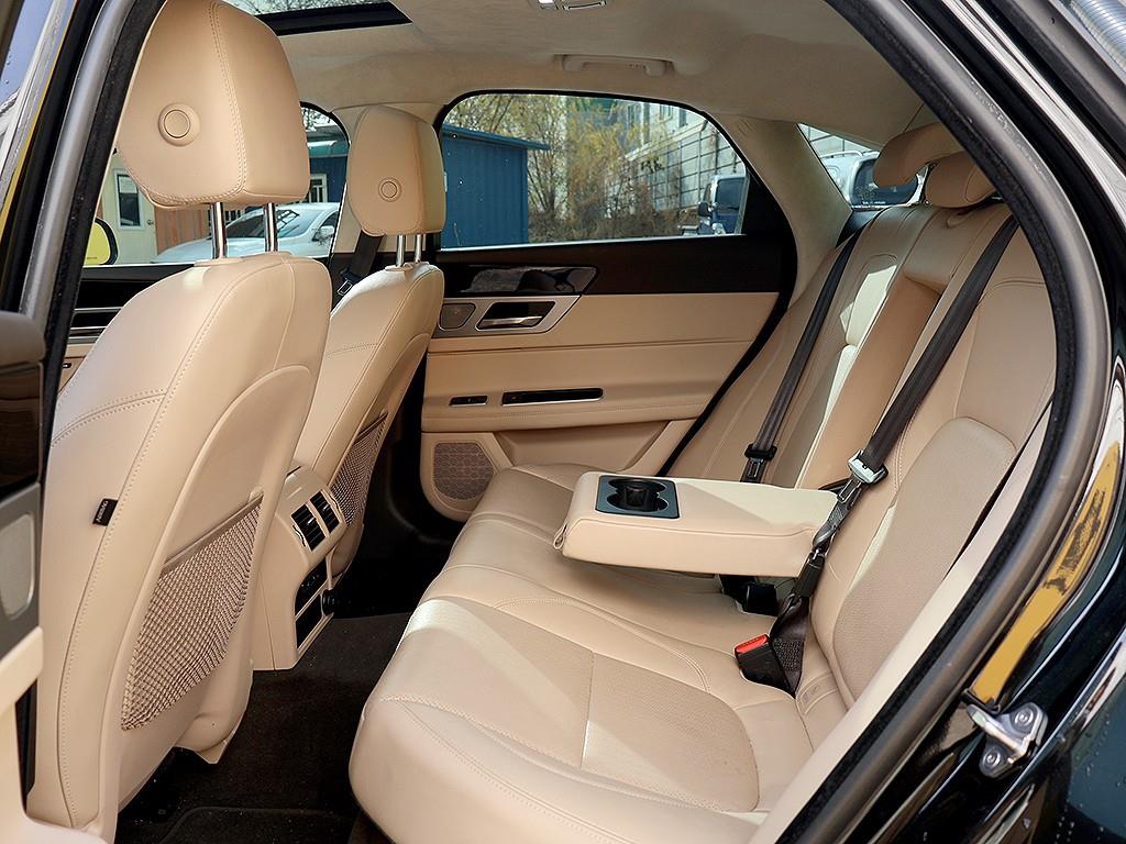 Jaguar XF 2019 Negro - Importación desde Corea - HF Imports Iquique - Foto 10