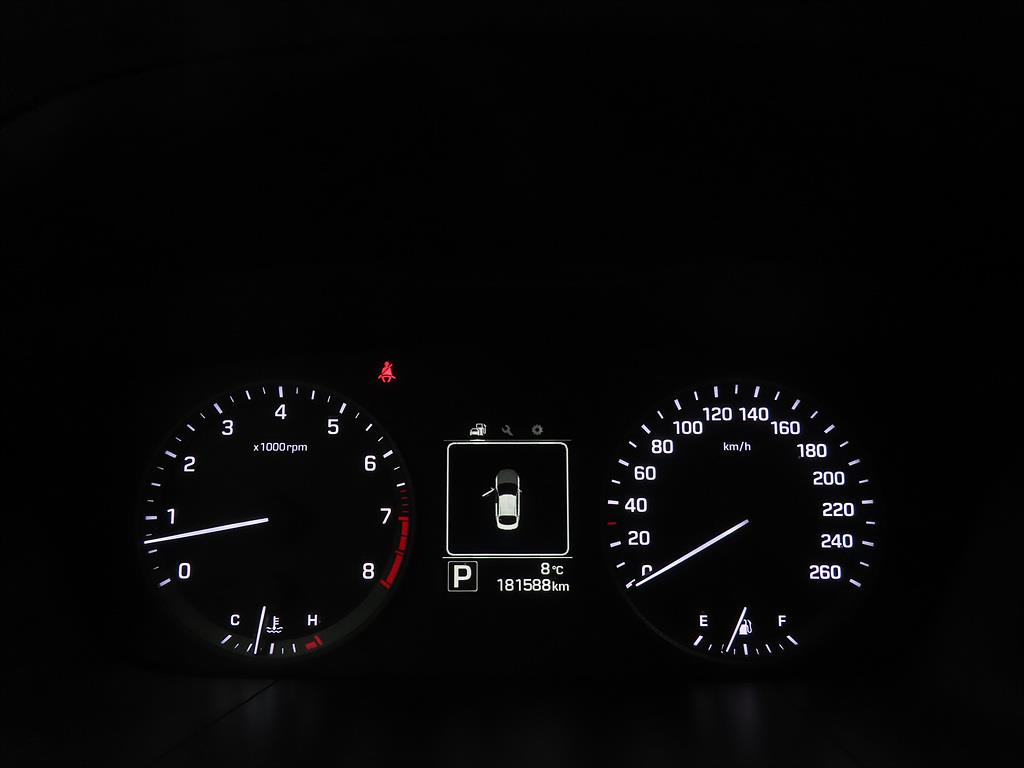 HYUNDAI Sonata - Vista 9