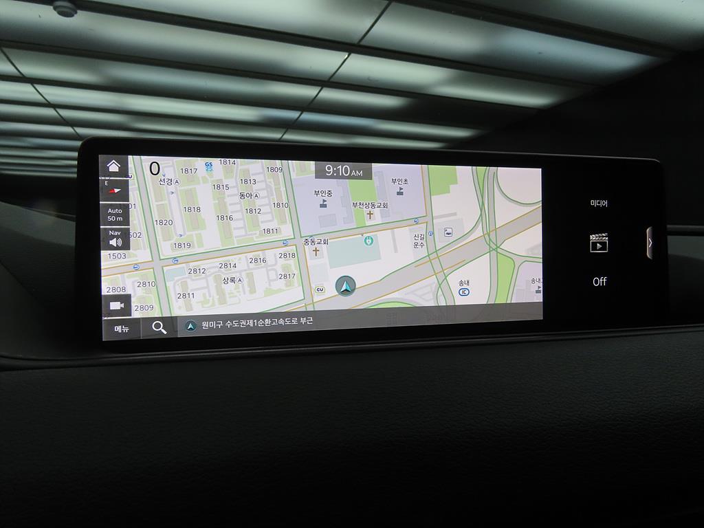 Genesis G80 - Vista 11