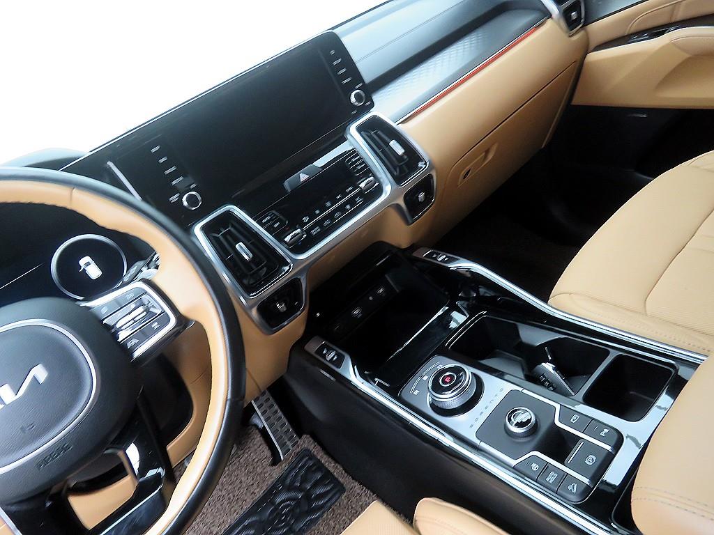 KIA Sorento - Vista 11