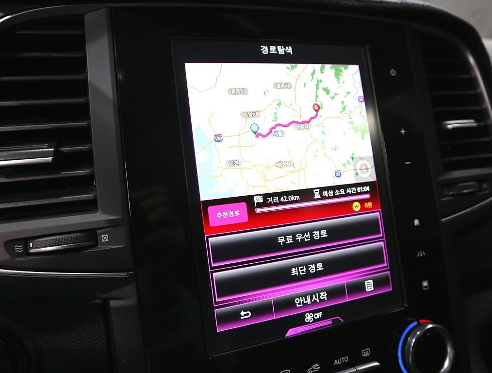 SAMSUNG QM6 - Vista 11