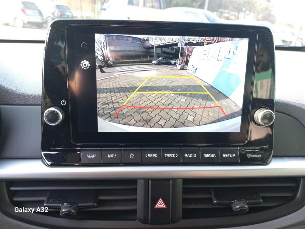 KIA Morning - Vista 11