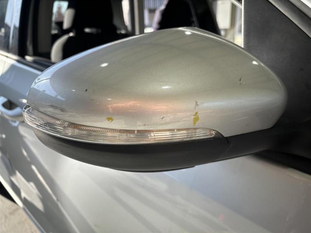 Volkswagen Golf - Vista 7