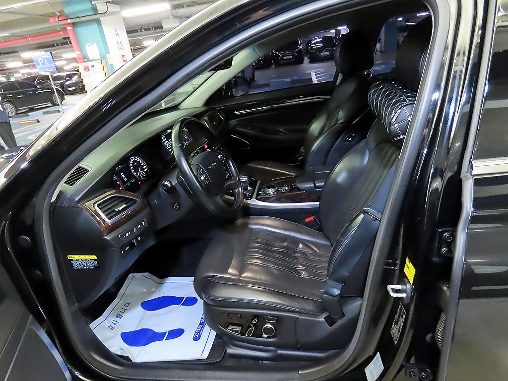 Genesis EQ900 - Vista 6