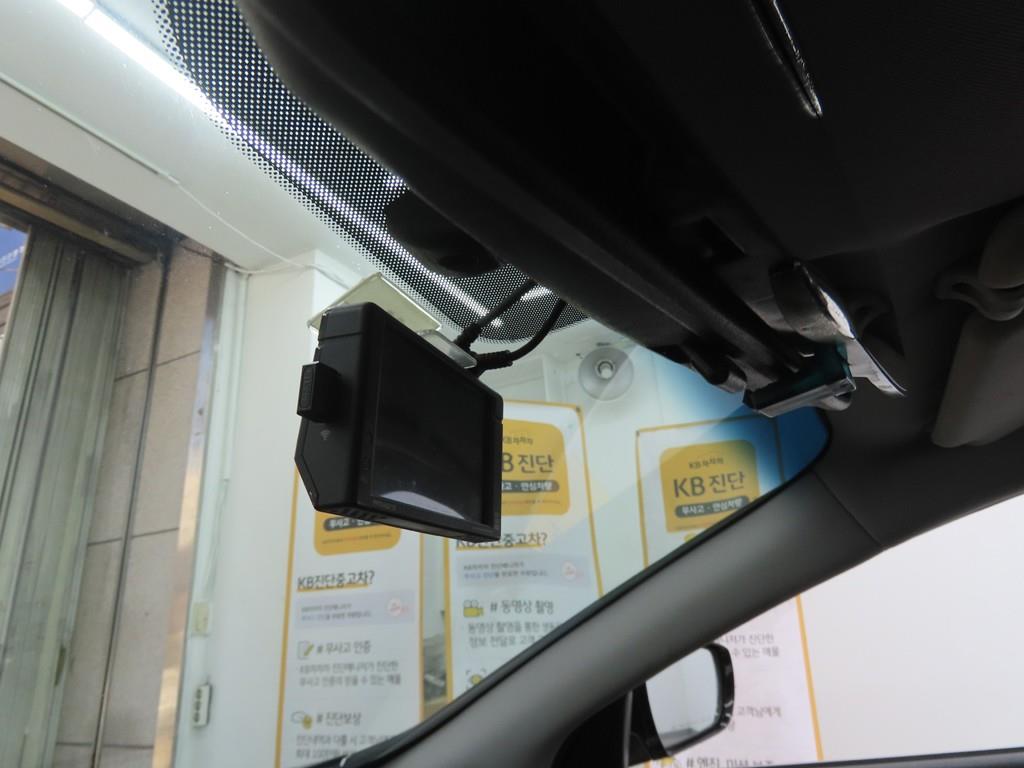 HYUNDAI Sonata - Vista 11