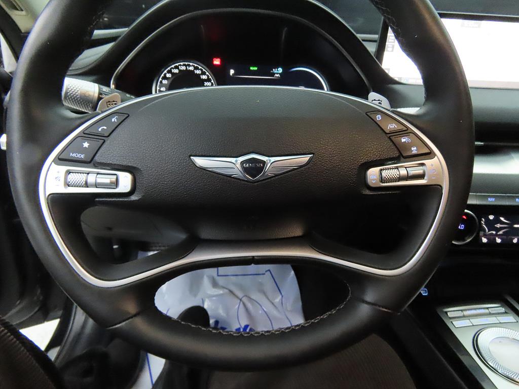 Genesis G80 - Vista 10