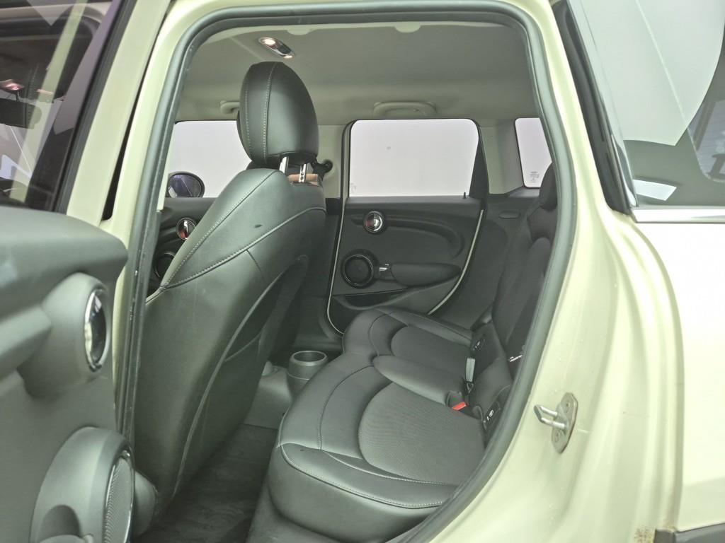 Mini Cooper - Vista 12