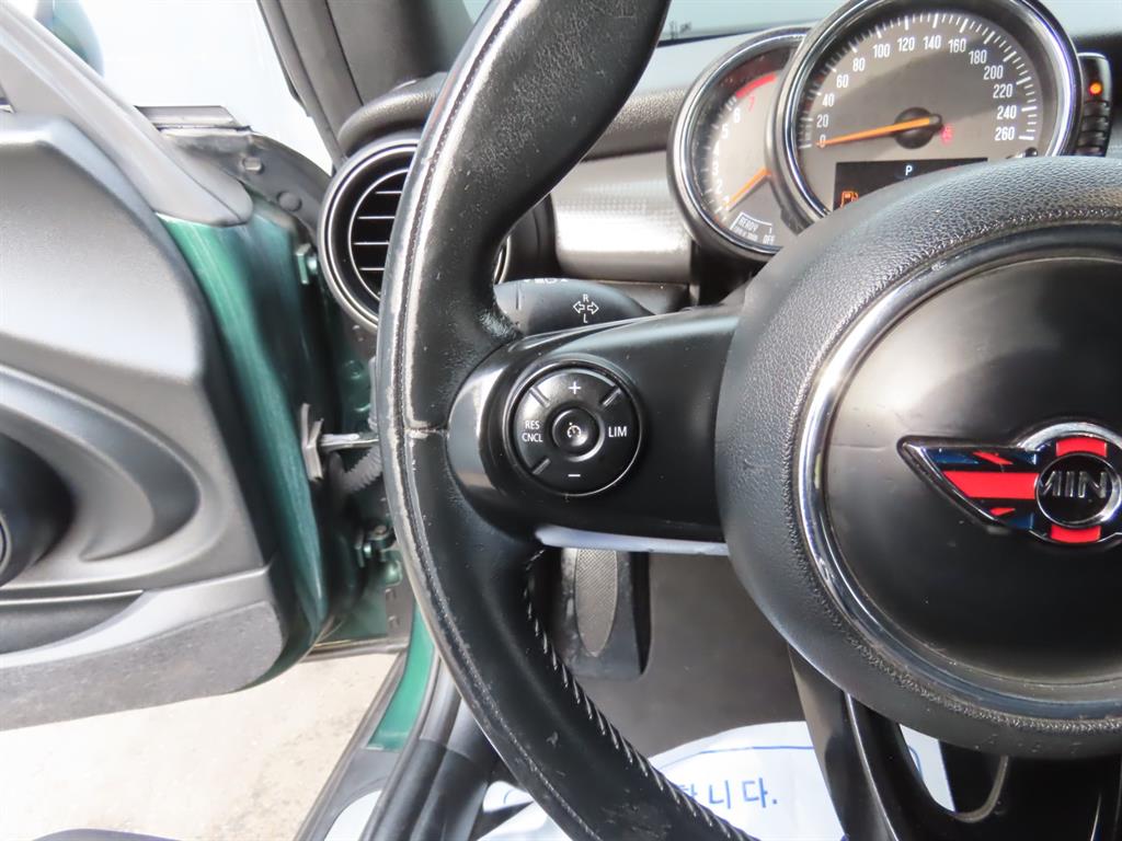 Mini Cooper Convertible 2016 Gris - Importación desde Corea - HF Imports Iquique - Foto 13