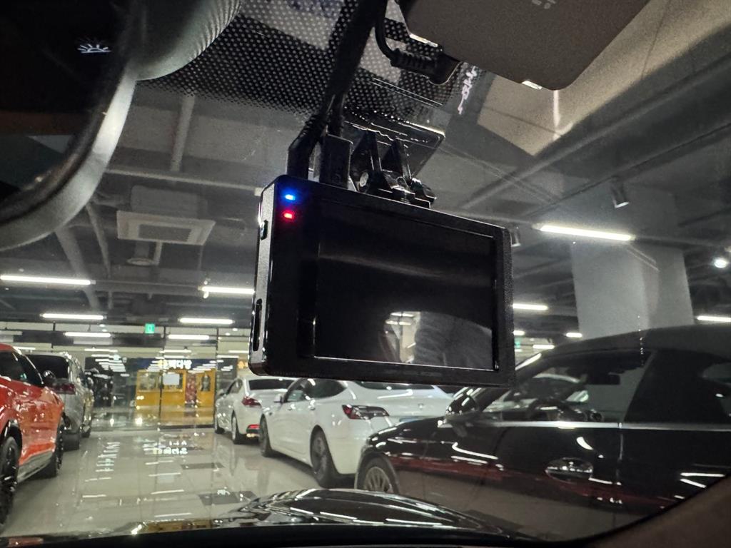 Porsche Taycan 2025 Café - Importación desde Corea - HF Imports Iquique - Foto 18