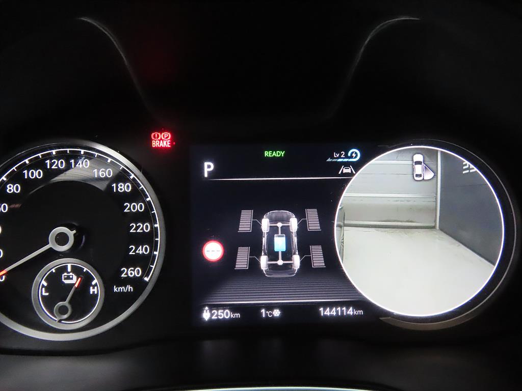 Genesis G80 - Vista 8