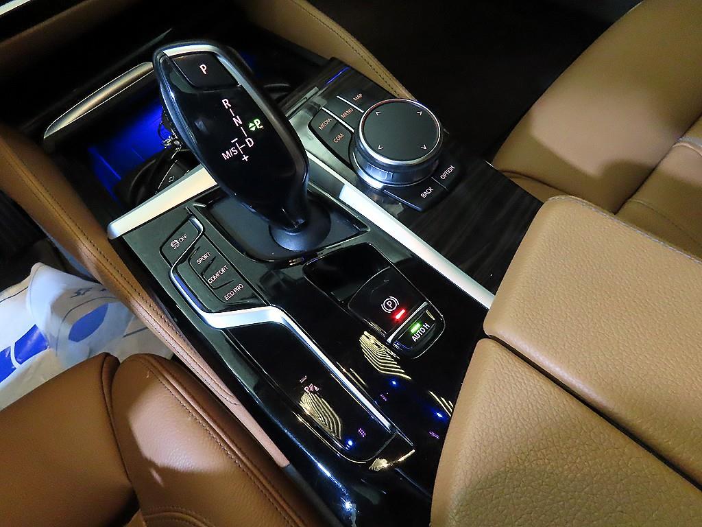 BMW 5 Series - Vista 12