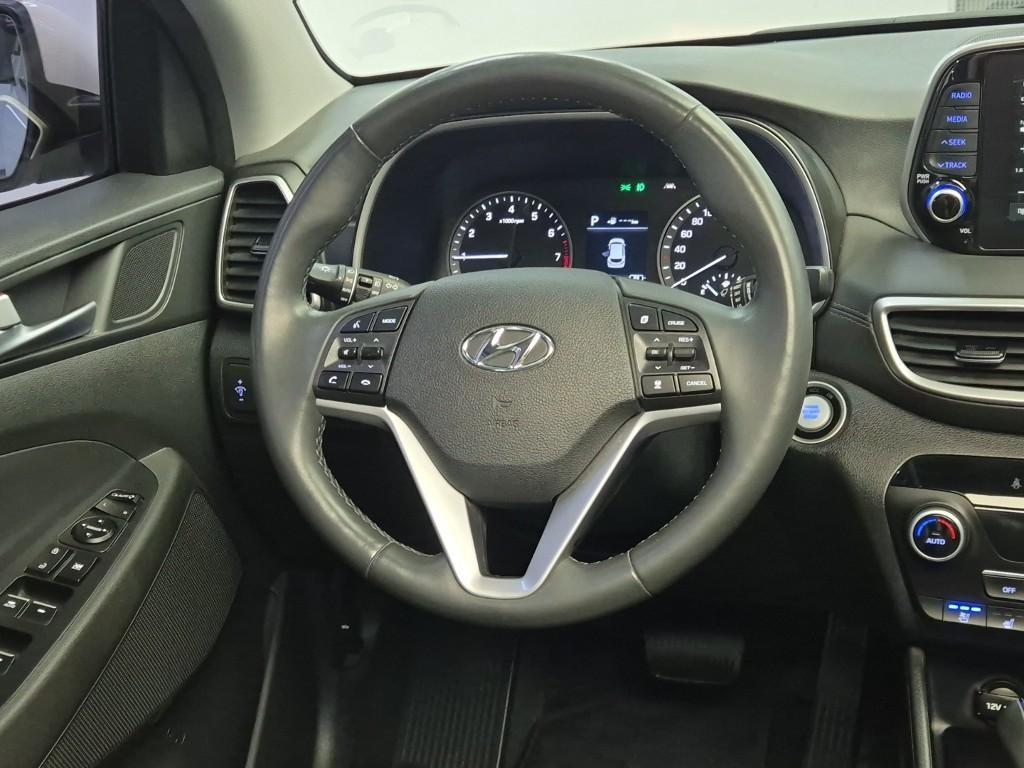 HYUNDAI Tucson - Vista 9