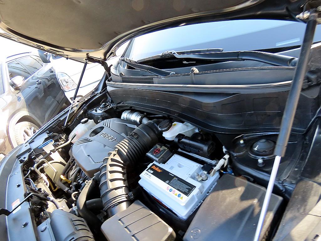 KIA Seltos 2022 Negro - Importación desde Corea - HF Imports Iquique - Foto 19