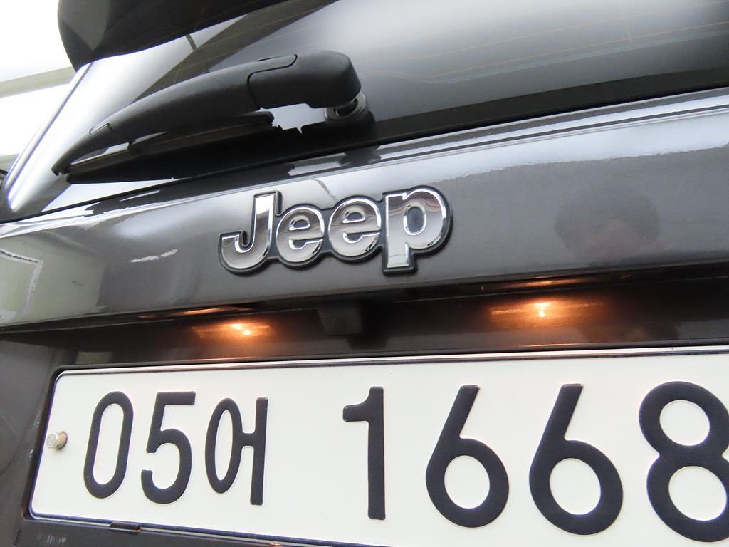 Jeep Renegade 2017 Gris - Importación desde Corea - HF Imports Iquique - Foto 15