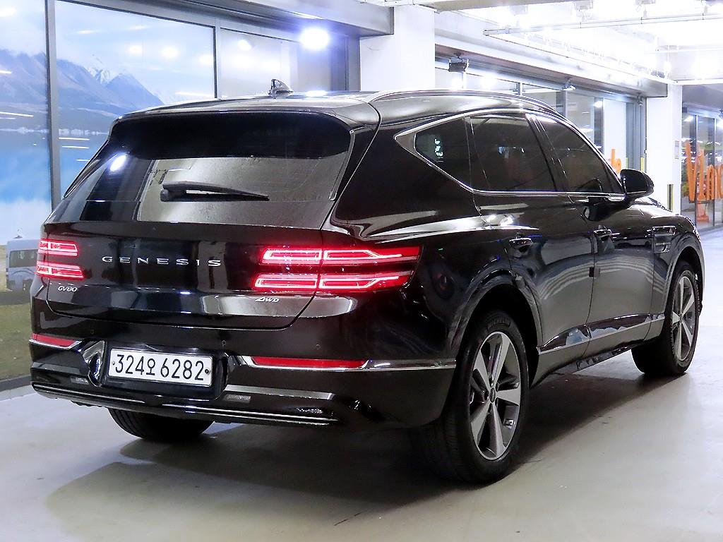 Genesis GV80 - Vista 4
