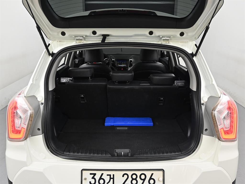 Ssangyong Tivoli 2017 Blanco - Importación desde Corea - HF Imports Iquique - Foto 18