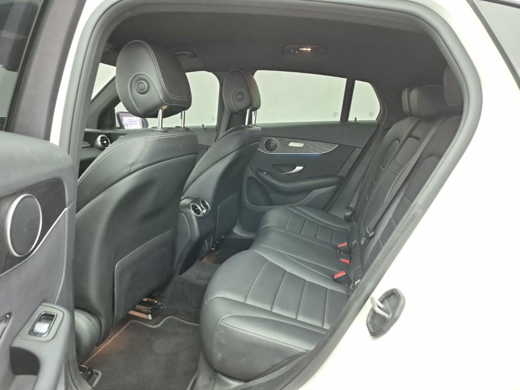 Mercedes Benz GLC Class - Vista 12