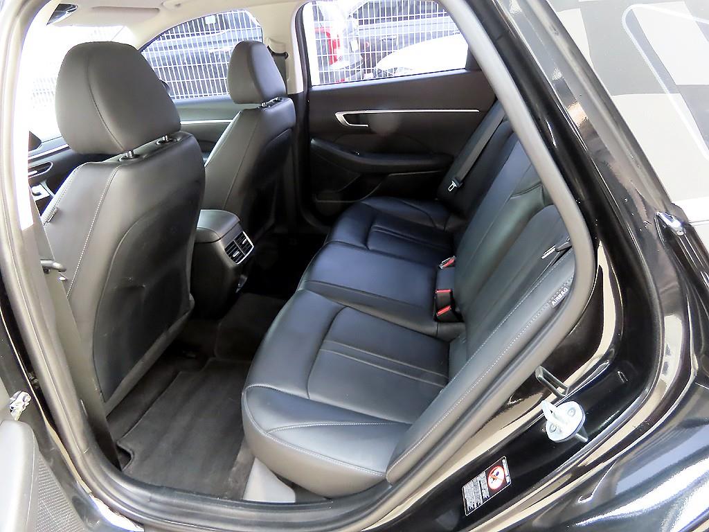 HYUNDAI Sonata - Vista 6