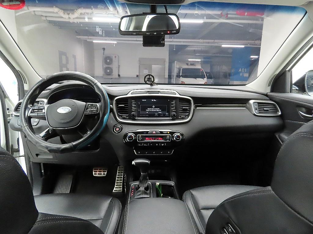 KIA Sorento - Vista 8