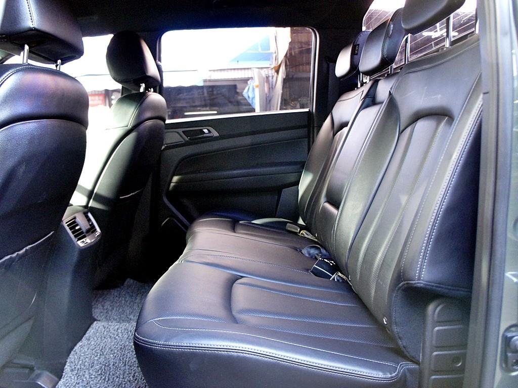 Ssangyong Rexton - Vista 11