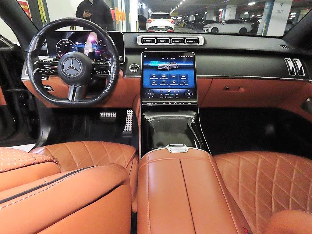 Mercedes Benz S Class - Vista 10