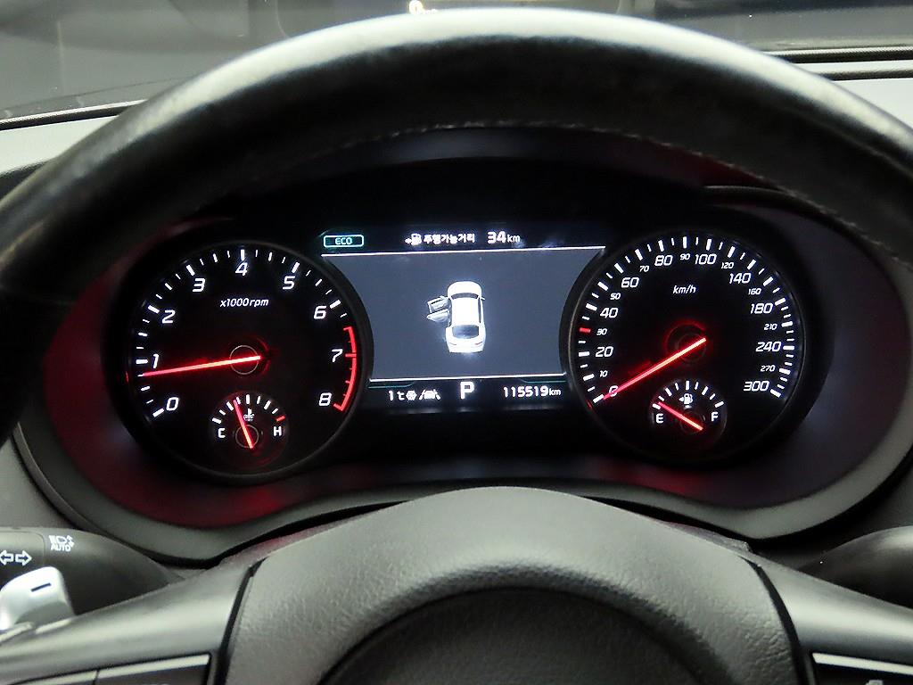 KIA Stinger - Vista 6