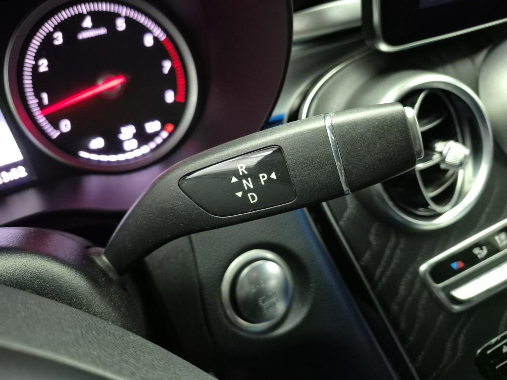 Mercedes Benz GLC Class - Vista 8