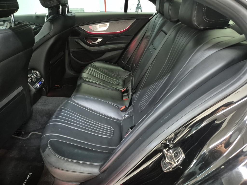 Mercedes Benz CLS Class - Vista 12