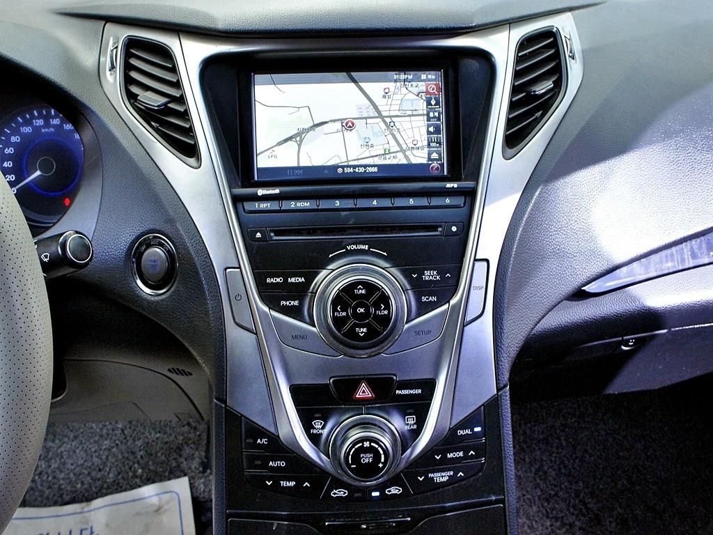 HYUNDAI Grandeur 2014 Negro - Importación desde Corea - HF Imports Iquique - Foto 9