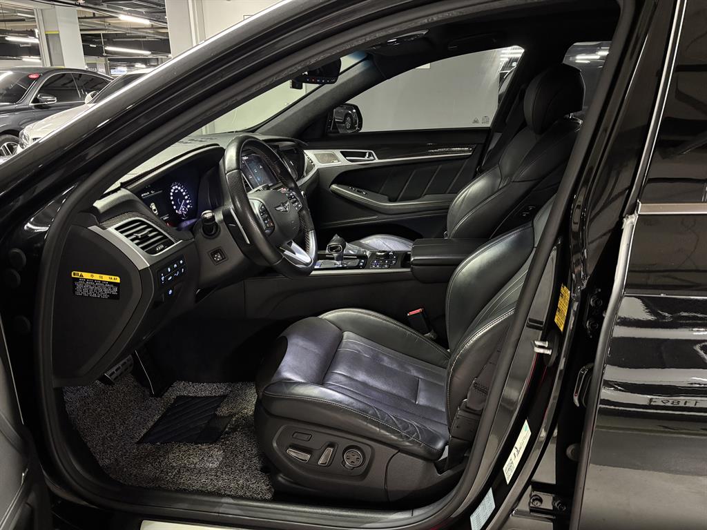 Genesis G80 - Vista 7