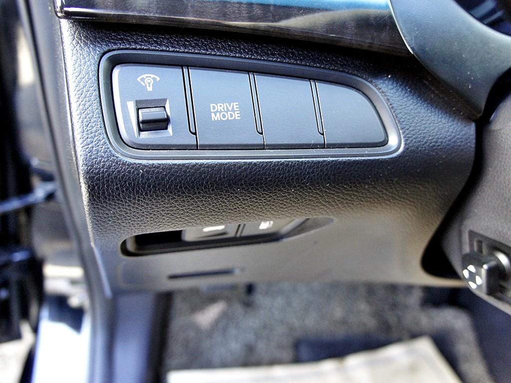 HYUNDAI Grandeur 2014 Negro - Importación desde Corea - HF Imports Iquique - Foto 13