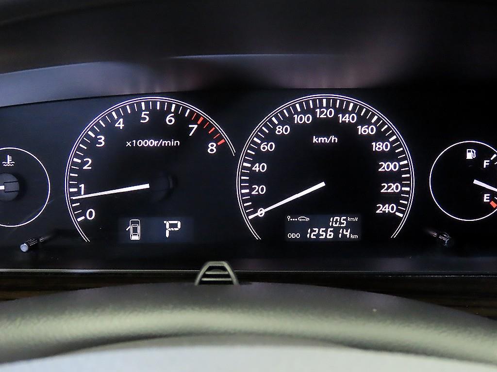 SAMSUNG SM7 - Vista 9