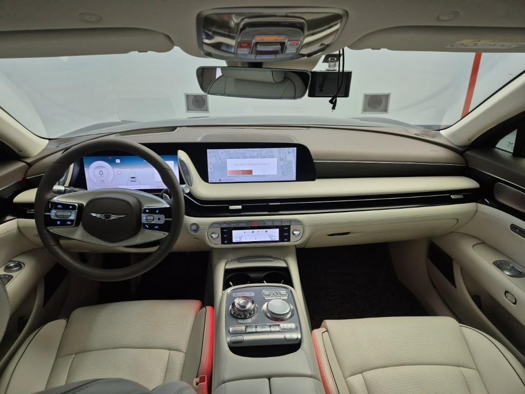 Genesis G90 - Vista 7