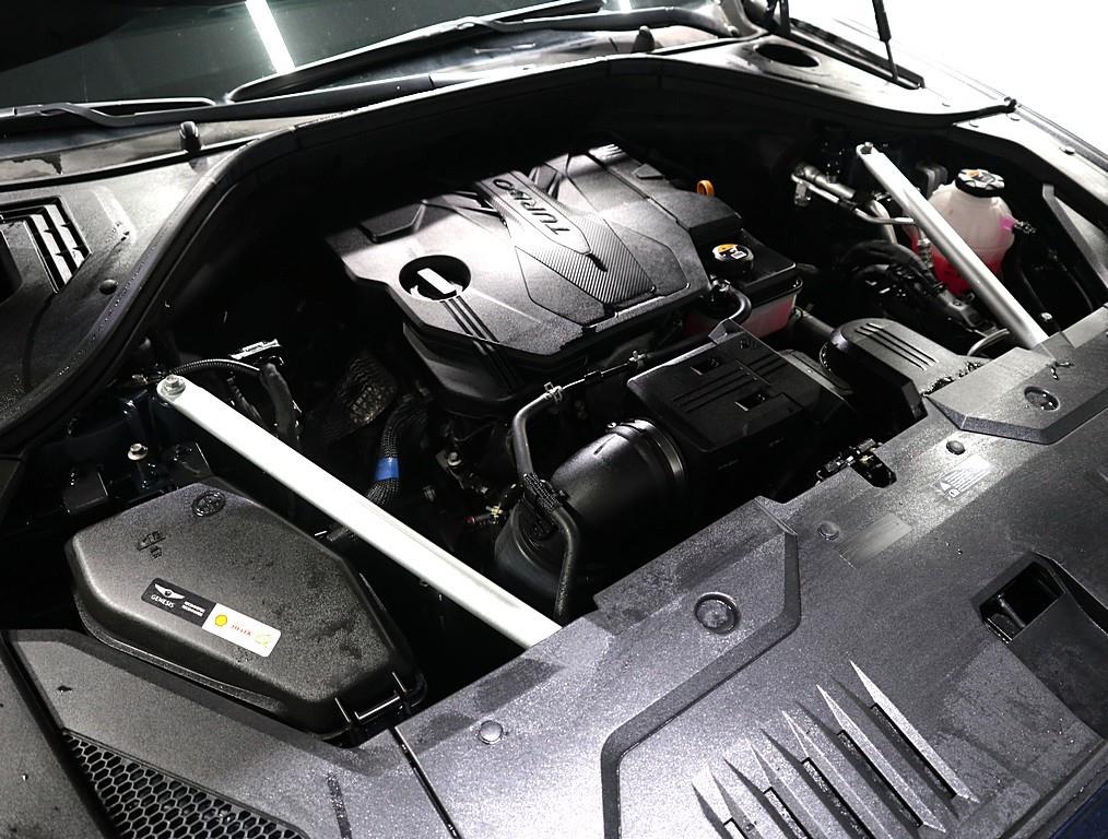 Genesis GV70 - Vista 6