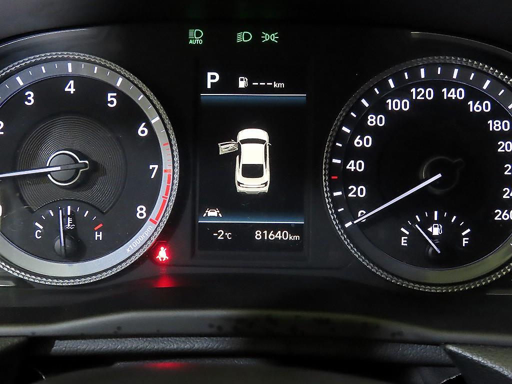 HYUNDAI Sonata - Vista 9