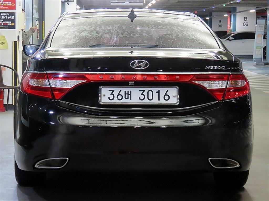 HYUNDAI Grandeur - Vista 5