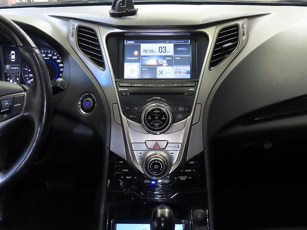 HYUNDAI Grandeur - Vista 11