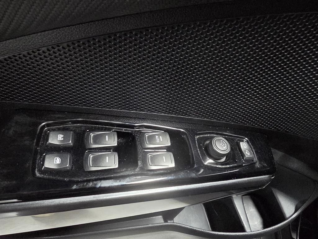 Ssangyong Tivoli 2021 Negro - Importación desde Corea - HF Imports Iquique - Foto 17