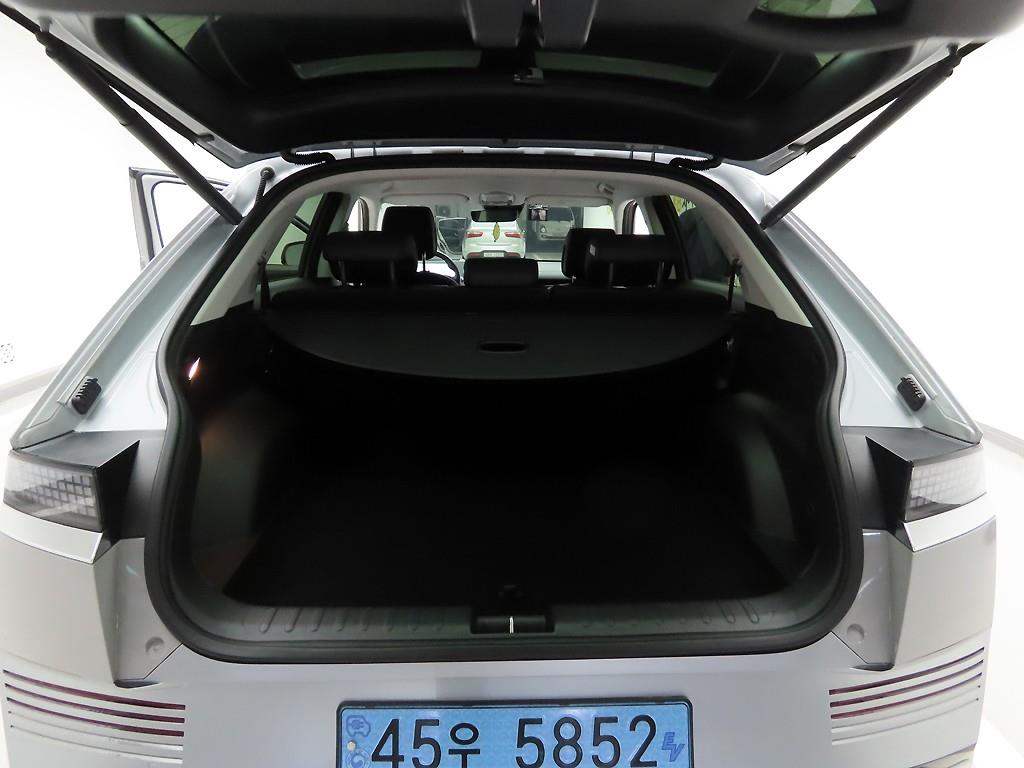 HYUNDAI Ioniq 5 - Vista 5